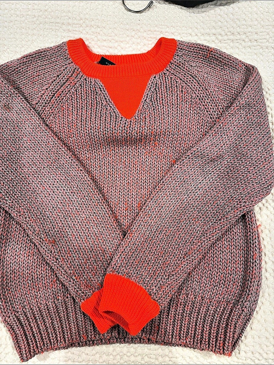 Marc By Marc Jacobs Sweaters - Marc by Marc Jacobs Gray & Red Knit Sweater